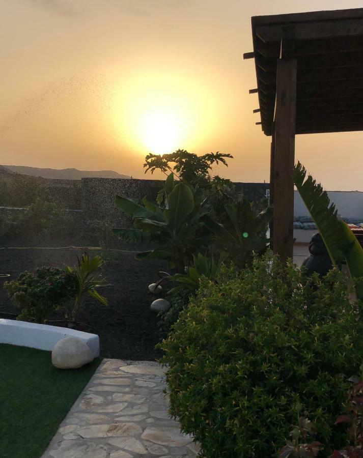 Finca La Costa Tinajo Exteriér fotografie